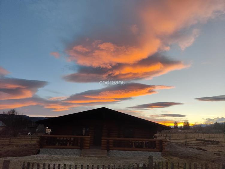 V&acirc;nd cabana de lemn rotund - 6
