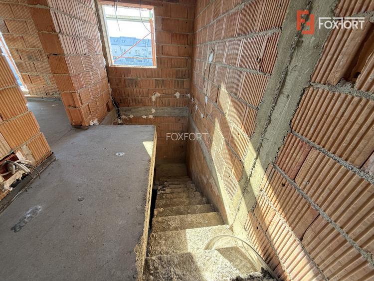 Duplex cu 3 camere si teren de 247 mp de vanzare in localitatea Sacalaz - 4