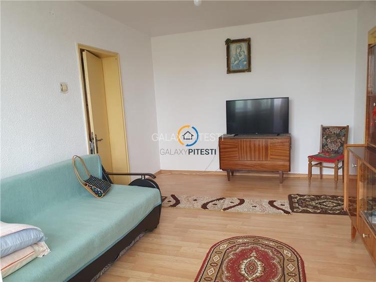 Vanzare apartament 3 camere Calea Bucuresti - 2