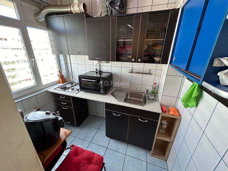 Garsoniera Titan 30 Mp Etaj 9 Instalatii Schimbate 7 Min Metrou - 6