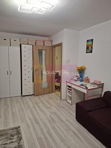 Gaesoniera  Aparatorii Patriei, la Universitataea Spiru Haret - 3