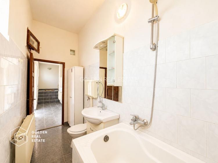 Casa cu teren 688 mp, 2 corpuri de cladire, Parneava - 7