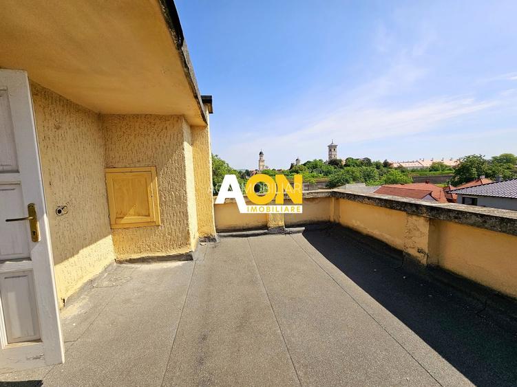 Casa situata in imediata apropiere a Cetatii - 18