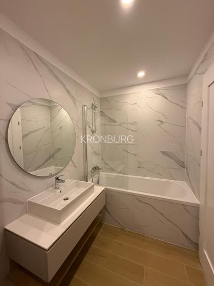 Apartament de Inchiriat 3 camere - 4