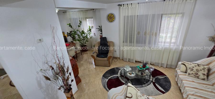 Vila de vanzare Petresti - 38