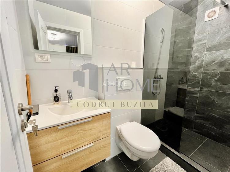 Apartament 3 camere, renovat, decomandat, Ploiești, Democratiei - 6