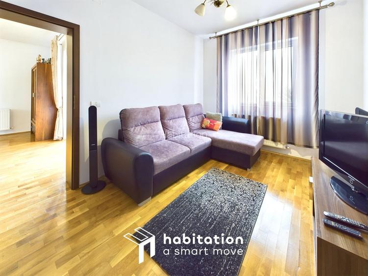 Casă tip duplex, despărțit prin garaj, la intrare în Dumbrăvița - 9