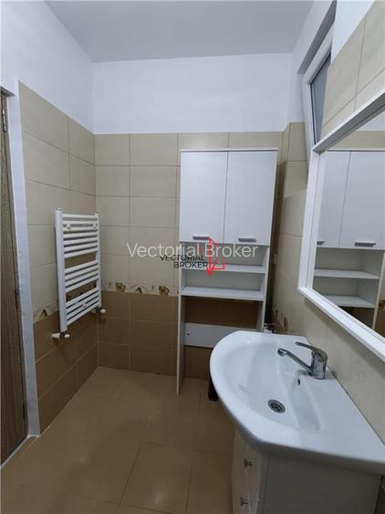 Studio Titan Pallady Opel bloc nou - 11