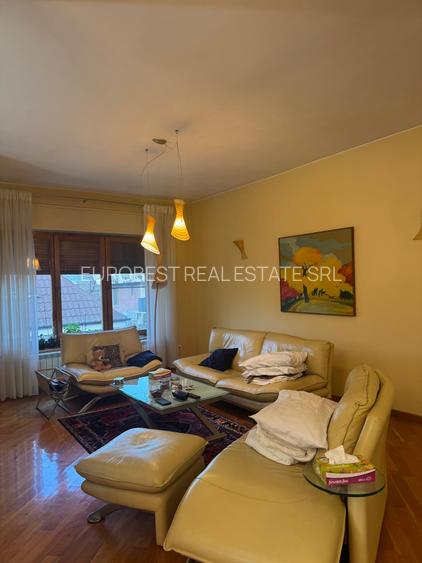 Dorobanti Capitale, proprietate formata din 2 apartamente+ Pod, in vila, - 2