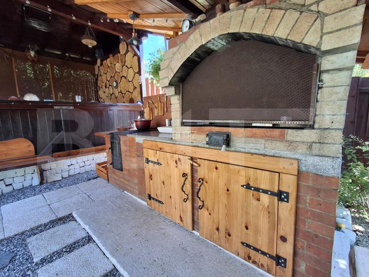 Casa 240 mp, teren 825 mp, zona Bucium  - 17