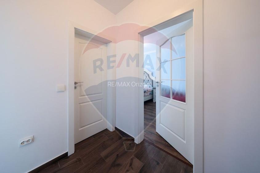 Apartament nou, curte complet mobilat - 16