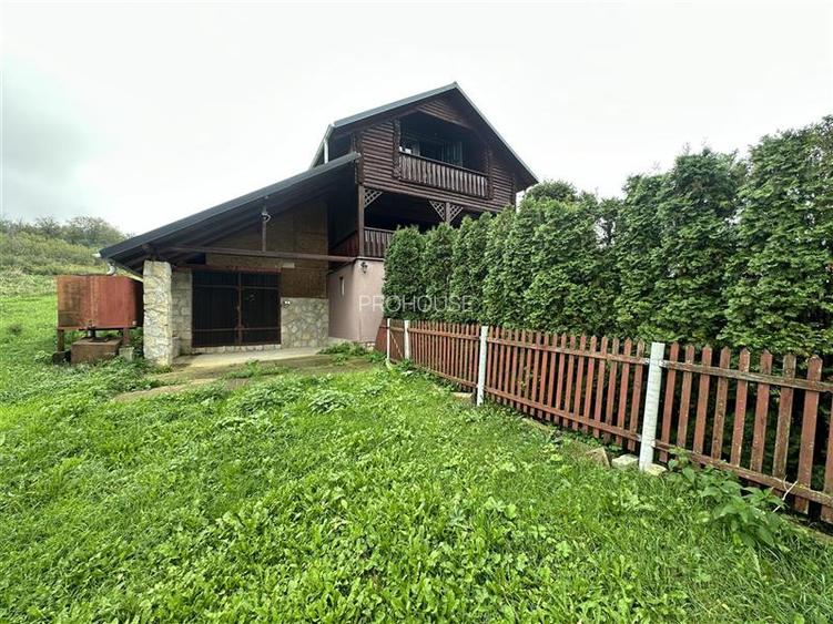 Vila de vacanta - D+P+M - teren 6.226mp - 2