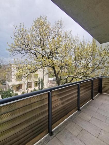 Primaverii exclusivist 3 camere, 3 bai, supr totala 240mp - 12