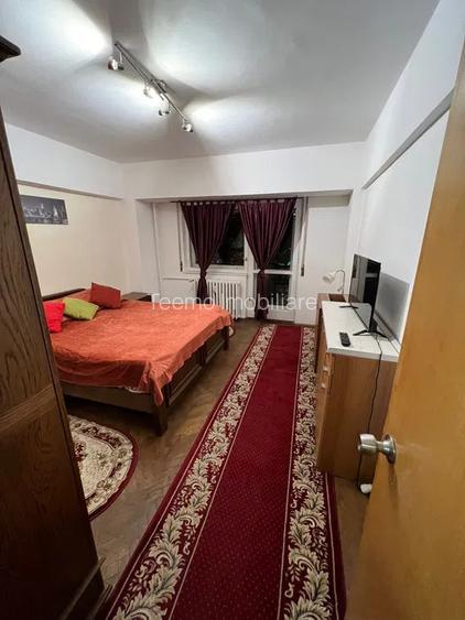 Apartament 3 camere, decomandat, 80 mp, ac, balcon, metrou, Unirii - 2