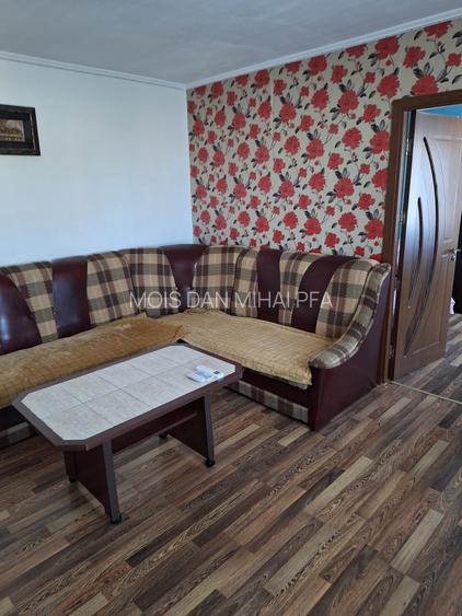 INCHIRIEZ APARTAMENT 2 CAMERE ETAJ 4 TEREZIAN - 3