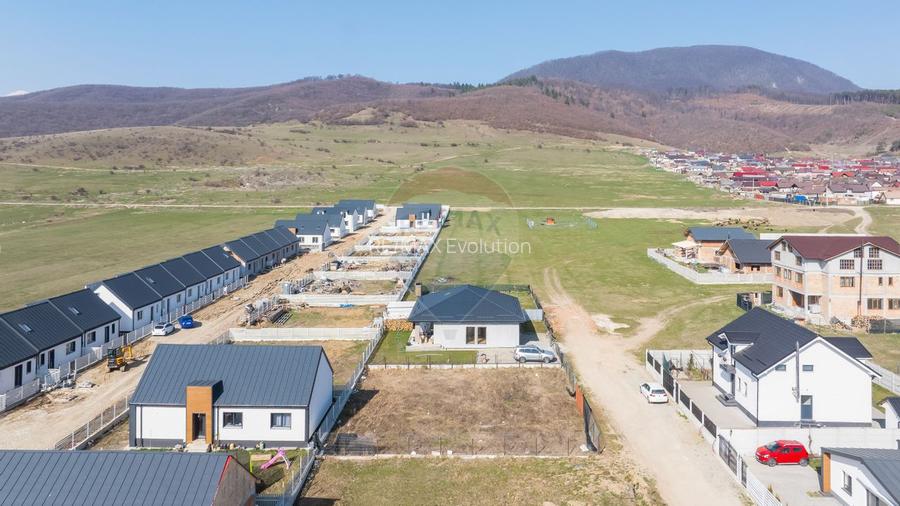 Comision 0% | Teren pentru casa ta, într-o zonă liniștită din Codlea - 2