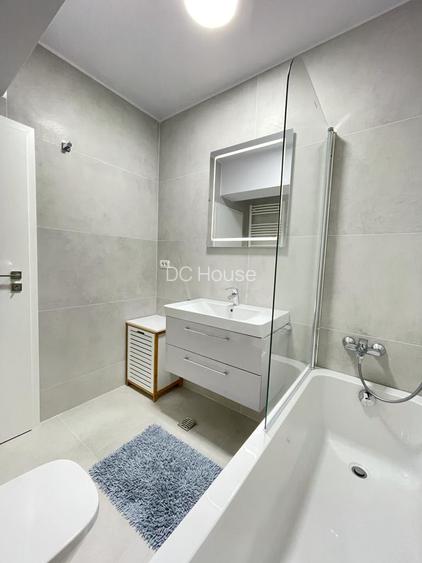 Apartament spatios 3 camere ~ Etaj 1/3 ~ Loc parcare ~ Terasa 17 mp - 19
