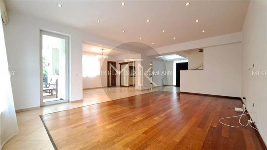 Vila 6 camere I Iancu Nicolae I 2 Locuri de parcare - 9