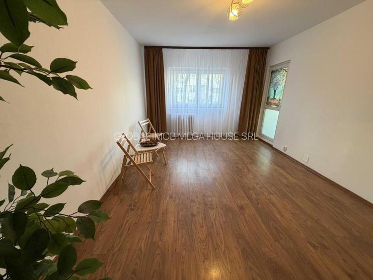 Vanzare apartament 2camere Decomandat Liber Metrou Parc Crangasi - 4
