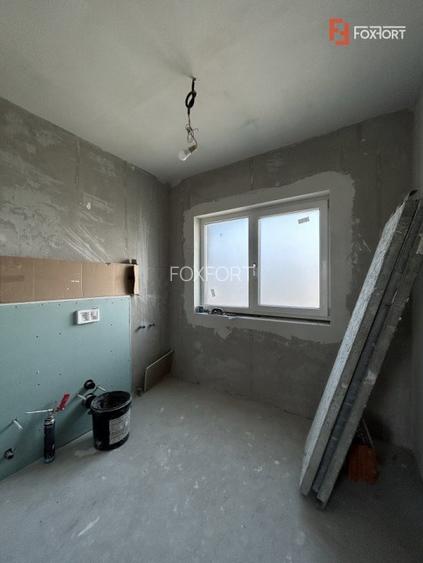 Duplex 4 camere si asfalt, Sacalaz - Parter + Etaj - ID V5368 - 18