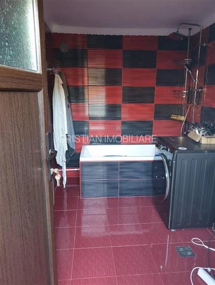 MOBILATA-UTILATA  CASA 3 camere caramida zona Pta.Concordiei - 9