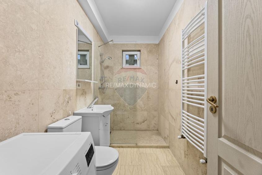 Apartament de închiriat cu 3 camere Ultracentral, parcare privată - 3