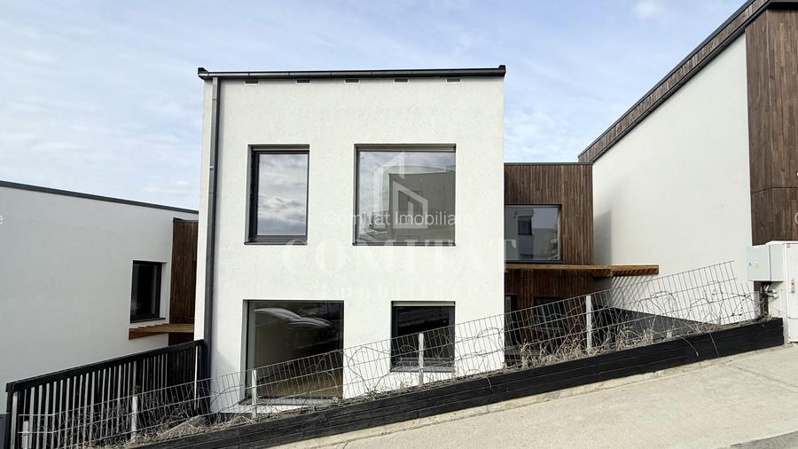 Casă cu design contemporan zonă liniștită cartierul Borhanci - 4