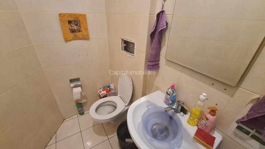 Spațiu Comercial Bulevardul Revoluției  - 7