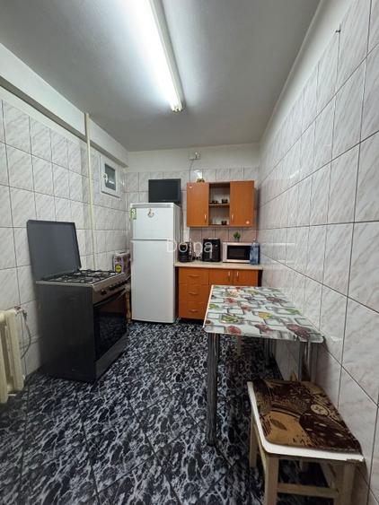 inchiriez apartament doua camere Eroii Revolutiei - 10