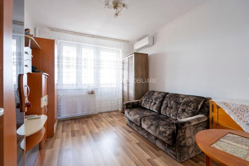 Apartament 3 camere, 2 bai, Nufarul , etaj intermediar - 3