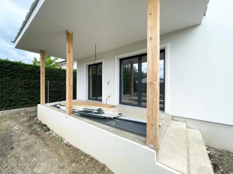 Duplex superb 4 camere Mosnita Noua - Serena