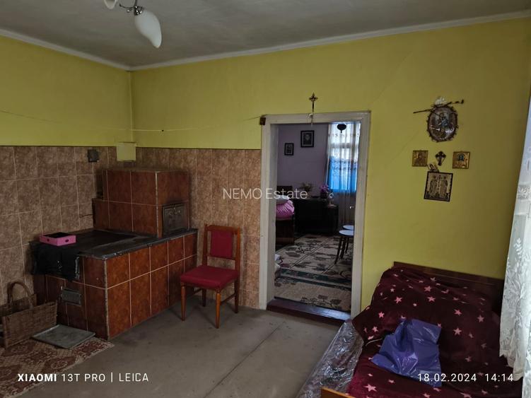 CASA DE VANZARE + ANEXE 2500 MP / PUTNA - 2