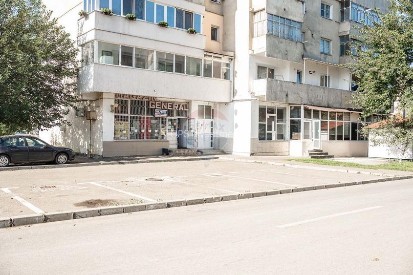 Spațiu comercial 159 mp intrare Strand lângă viitorul Aqua Park Roman - 2