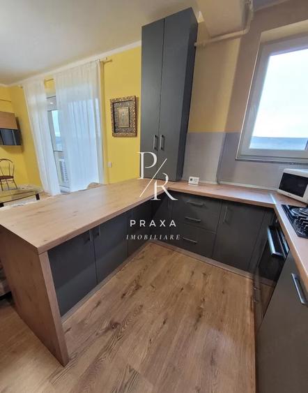 Apartament cu 2 camere, 53mp, balcon, mobilat, LIFT, AC, zona Sesul de Sus!