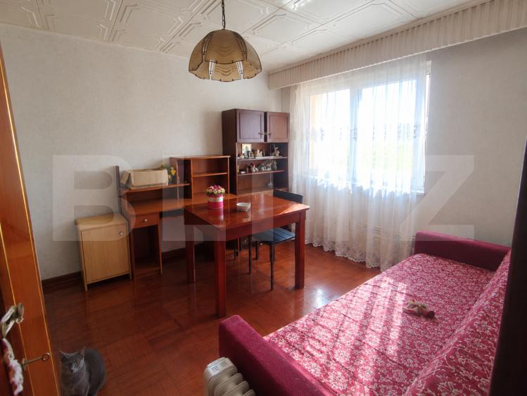 Apartament 3 camere, 46 mp, zona Gojdu