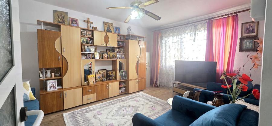 EXCLUSIV ! DORALLY MALL 2 CAMERE DECOMANDAT 54 MP. PRET 81.500 EURO