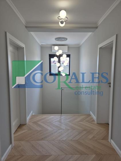 COMISION 0%.Vila cu Garaj.1000 mp Teren!