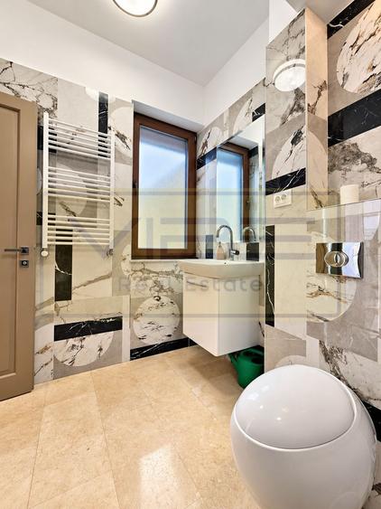 PENTHOUSE -137mp- LOCATIE CENTRALA- PALAS MALL !