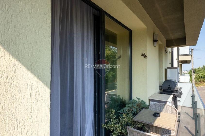 Apartament Unic, cu Priveliste Superba și Design Exotic – Str. Bobâlna - 11