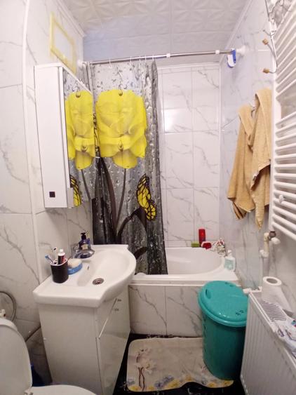 - Apartament La Cheie - Renovat - 2camere confort 2 Viziru 3 E-uri.