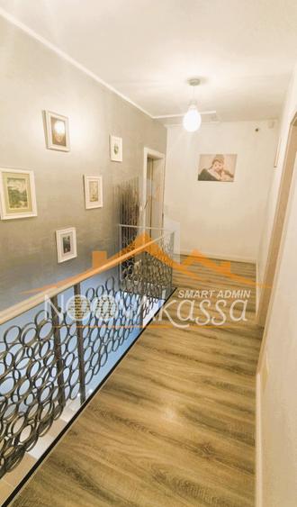 Casă P+1 de vânzare în Ovidiu Sud – 3 dormitoare, 3 garaje, teren 552 mp