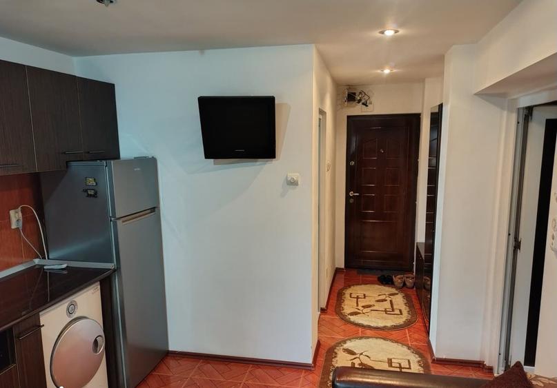 🙋Inel II Bratianu🔸Garsoniera 40m² Bloc de Apartamente 1997 Mobilata Utilata