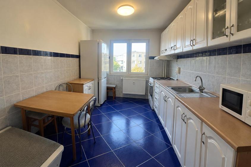 Apartament 3 camere, 41.85 mp, zona Valea Rosie