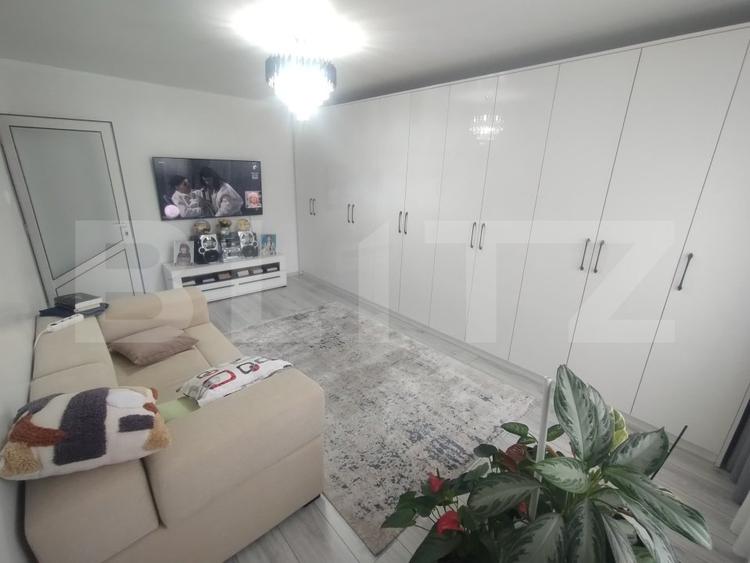 Apartament 2 camere,48mp,decomandat,etaj 3,zona centrala Nasaud