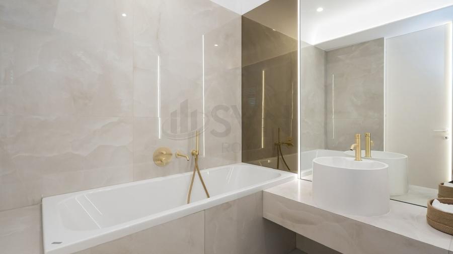REA1026433 3 camere lux cu parcare si boxa incluse Cortina North
