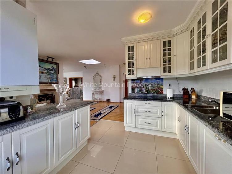 Penthouse rar cu 80 mp de terase și priveliște – Avantgarden Brasov