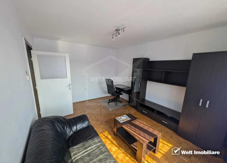 Apartament 2 camere, zona centrala, decomandat, etaj 2/4!