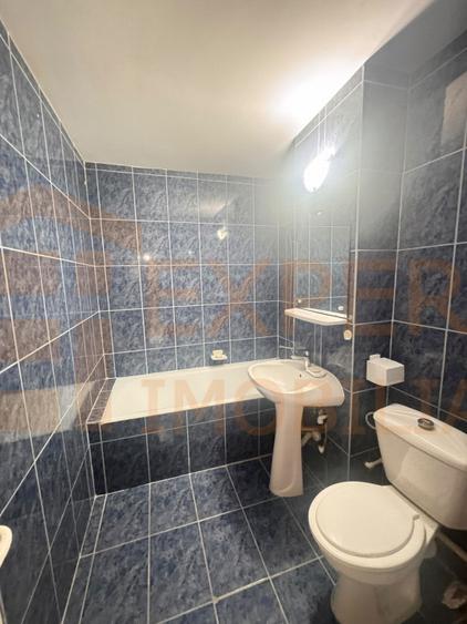 Apartament 3 camere de vanzare in zona Tomis III