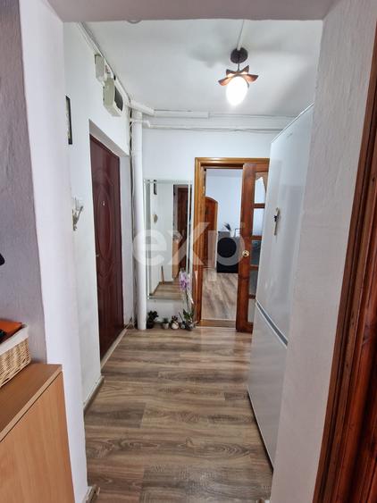 Apartament 3 camere de vânzare – Micro 6, Str. Moldovei