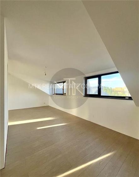 2025 | Vila duplex noua 4 camere + mansarda | Curte libera 400 mp | OTOPENI